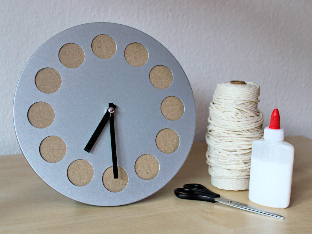 Upcycling idee Wanduhr Material