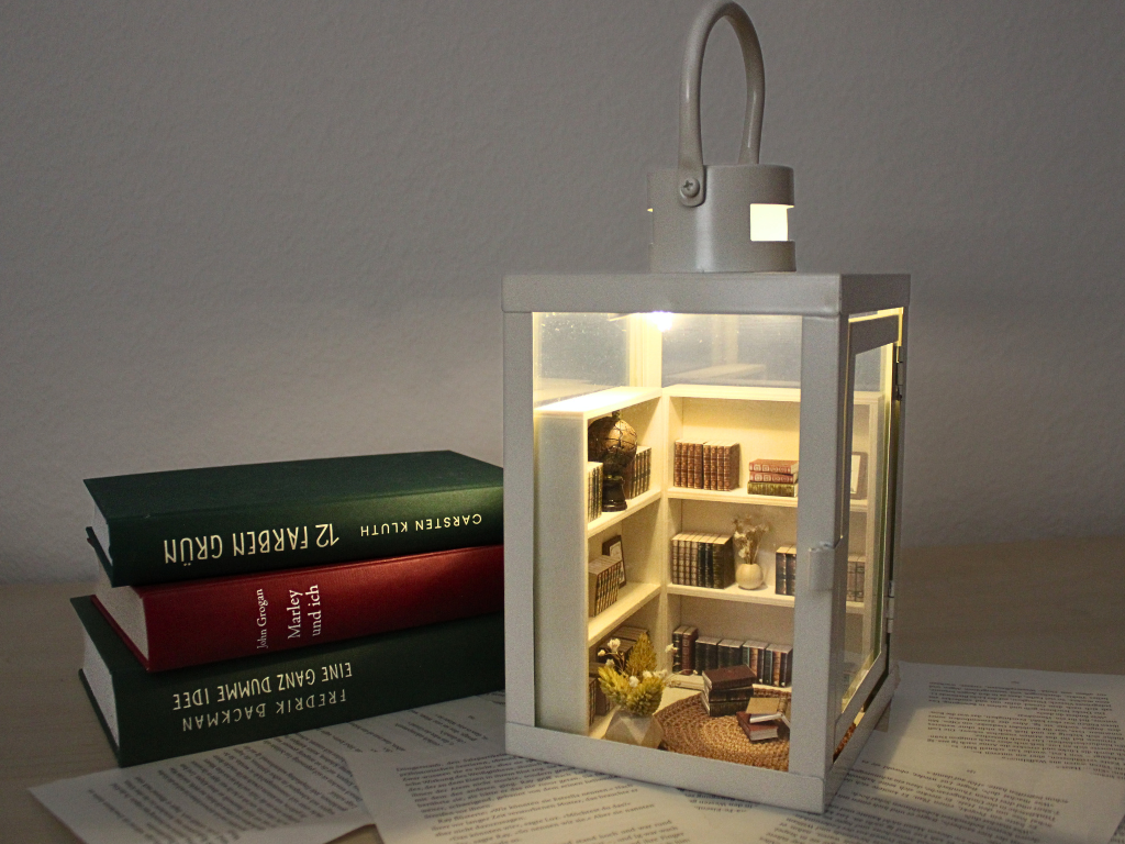 beleuchtetes Book Nook