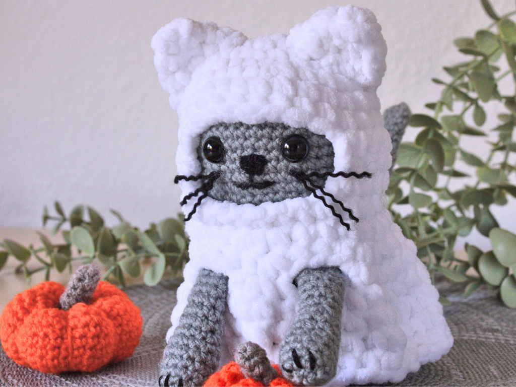 gehäkelte Katze für Halloween